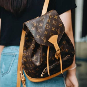 💎✨AUTHENTIC✨💎 Louis Vuitton Monogram Montsouris MM